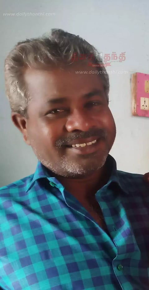 படகில் இருந்த மரப்பலகை தலையில் விழுந்து மீனவர் சாவு