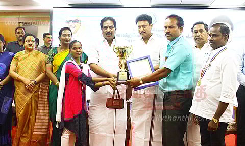 தமிழகத்தில் இந்த கல்வியாண்டு அனைவருக்கும் எழுத்தறிவு திட்டத்தில் 5 லட்சத்து 28 ஆயிரம் பேர் சேர்க்கை- அமைச்சர்அன்பில் மகேஷ் பொய்யாமொழி தகவல்