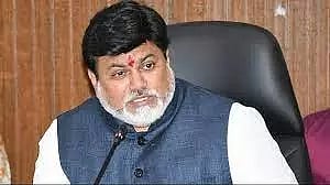 பெரிய தொழில் திட்டங்கள் மராட்டியத்தை விட்டு செல்லவில்லை; வெள்ளை அறிக்கையில் தகவல்