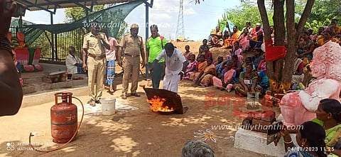 100 நாள் வேலை திட்ட பெண்களுக்குதீத்தடுப்பு செயல் விளக்கம்