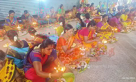 உலக நன்மைக்காக 1,008 திருவிளக்கு பூஜை