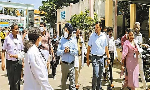 செங்கல்பட்டு அரசு ஆஸ்பத்திரியில் சுகாதாரத்துறை செயலாளர் ஆய்வு