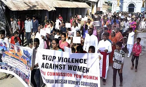 தருவைகுளததில் கிறிஸ்தவர்கள் ஆர்ப்பாட்டம்