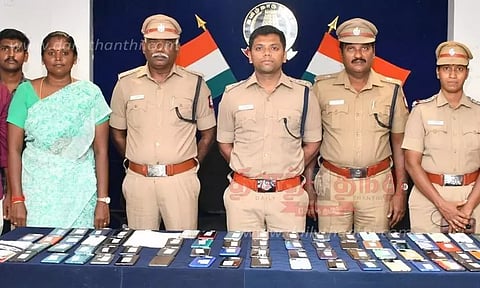 போலீசாரால் மீட்கப்பட்ட 80 செல்போன்கள் உரியவர்களிடம் ஒப்படைப்பு