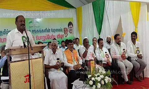 சிறப்பு குழு அமைக்க வேண்டும்