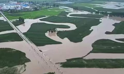 சீனாவில் வெள்ள பாதிப்பு: பலி எண்ணிக்கை 33 ஆக உயர்வு