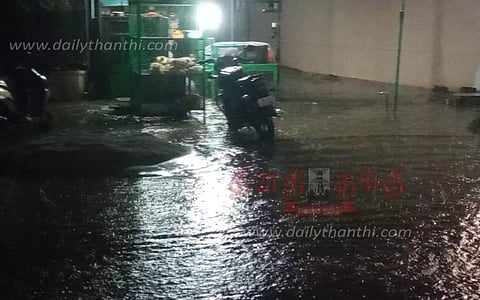 தர்மபுரி மாவட்டத்தில் இடி, மின்னலுடன் கனமழை