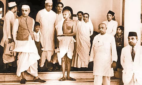 தியாகத்தில் மலர்ந்த சுதந்திரம்