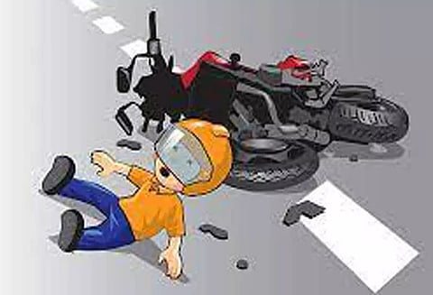 தூத்துக்குடி அருகே2 மோட்டார் சைக்கிள்கள் மாதல்;துறைமுக தொழிலாளி பலி