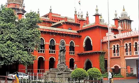 அரசு மருத்துவர்களுக்கு ஊக்க மதிப்பெண்: அரசின் கொள்கை முடிவில் தலையிட முடியாது : சென்னை ஐகோர்ட்டு