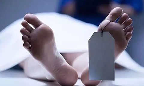 மெரினா கடலில் குளித்தவர் நீரில் மூழ்கி சாவு