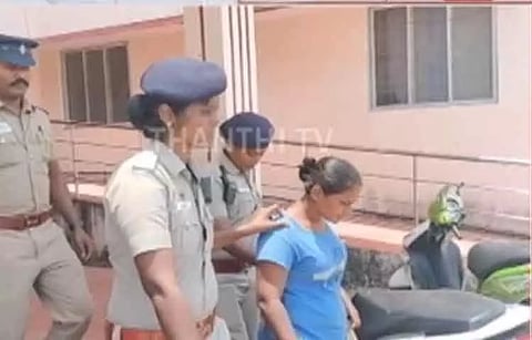 சோசியல் மீடியாவில் பிரபலமான நரிக்குறவ பெண் அஸ்வினி கைது