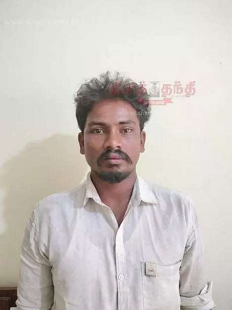 சிறுமியிடம் சில்மிஷம்