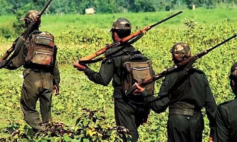 சத்தீஸ்கரில் நக்சலைட் தம்பதியினர் போலீசில் சரண்