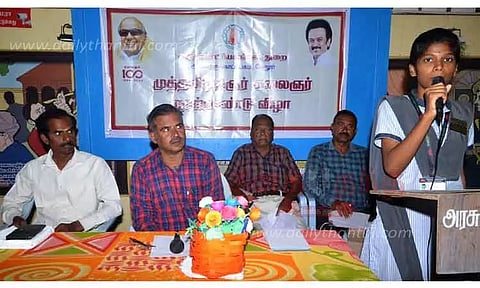 மாணவ-மாணவிகளுக்கு பேச்சுப்போட்டி