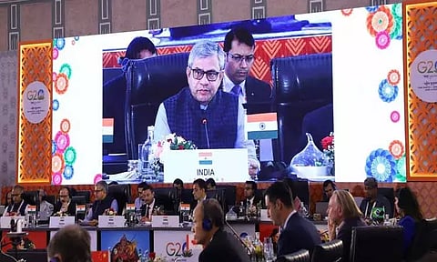 ஆன்லைன் மூலம் விண்ணப்பித்த 2 நாட்களில் கடன் பெறும் வகையில் நாட்டில் டிஜிட்டல் புரட்சி - மத்திய மந்திரி அஸ்வினி வைஷ்ணவ்