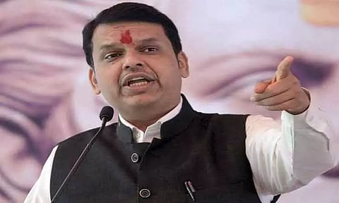 பட்னாவிஸ் திமிர்பிடித்தவராக மாறிவிட்டார்- உத்தவ் சிவசேனா விமர்சனம்