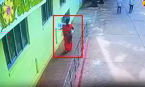 வேலூர் அரசு மருத்துவமனையில் இருந்து கடத்தப்பட்ட குழந்தை காஞ்சிபுரத்தில் மீட்பு..!