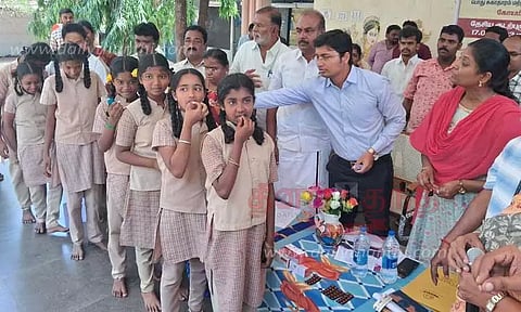 குடற்புழு நீக்க மாத்திரை வழங்கும் முகாம்