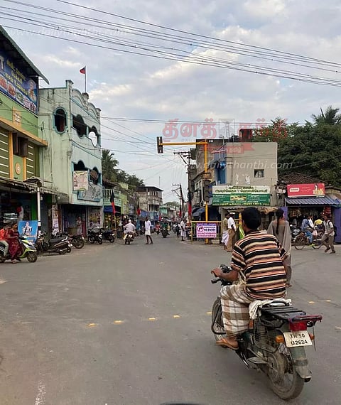 வழிகாட்டி பலகைகள் வைக்கப்படுமா?