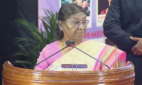 ஏவுகணை முதல் இசை வரை பல துறைகளில் பெண்கள் சாதனை - ஜனாதிபதி பெருமிதம்