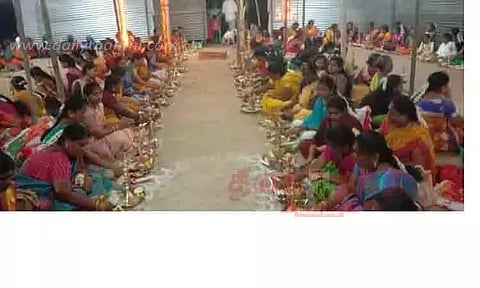 குத்துவிளக்கு பூஜை