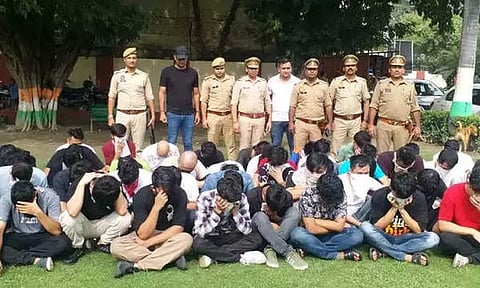 அமெரிக்கர்களை நூதனமாக ஏமாற்றி பல கோடி மோசடி: கால் சென்டர் ஊழியர்கள் 84 பேர் கைது