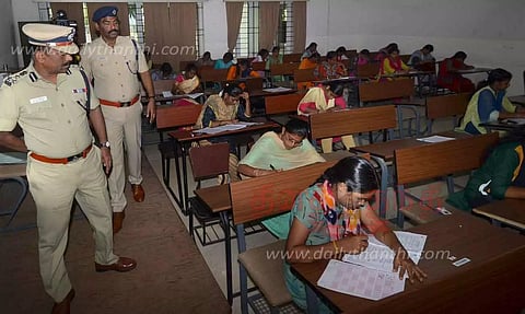 போலீஸ் சப்-இன்ஸ்பெக்டர் பணிக்கான தேர்வை 5,669 பேர் எழுதினர்