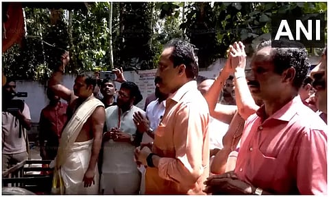 சந்திரயான்-3 வெற்றி; கேரள கோவிலில் இஸ்ரோ தலைவர் வழிபாடு