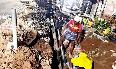 குடிநீர் குழாய் பதிக்கும் பணி தீவிரம்