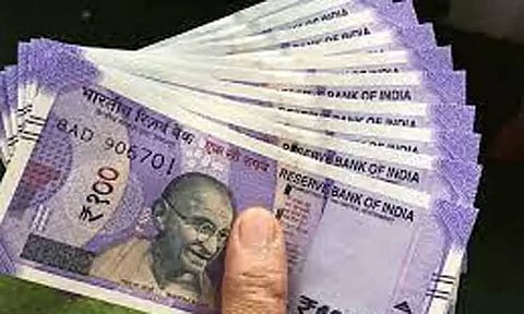 நாகர்கோவிலில்மோட்டார் சைக்கிள் பந்தயம்; 8 பேருக்கு அபராதம்