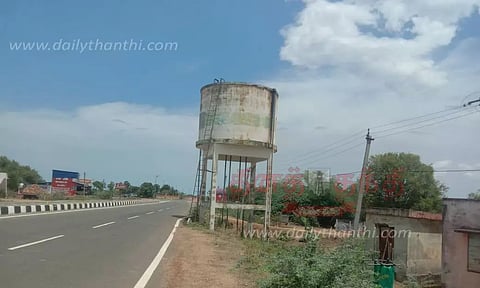 சேதமடைந்த குடிநீர் தொட்டியால் காத்திருக்கும் ஆபத்து