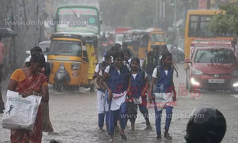 நெல்லையில் திடீர் மழை; பொதுமக்கள் மகிழ்ச்சி