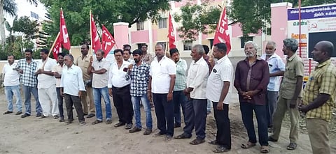 மின் ஊழியர்கள் ஆர்ப்பாட்டம்