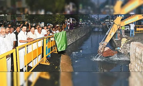 கொளத்தூர் தொகுதியில் முதல்-அமைச்சர் மு.க.ஸ்டாலின் ஆய்வு - புதிய திட்டங்களுக்கு அடிக்கல் நாட்டினார்