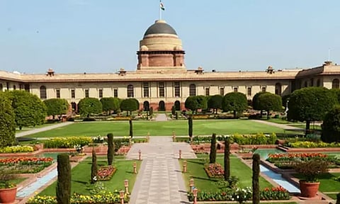 ஜனாதிபதி மாளிகை - பார்வையாளர்களுக்கு நாளை முதல் அனுமதியில்லை