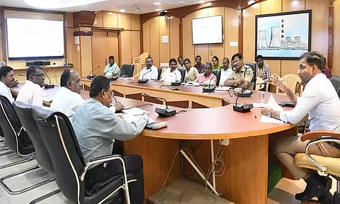 தூத்துக்குடி மாவட்டத்தில்புகையிலை தடை சட்ட விதிகளை மீறுபவர்கள் மீது கடும் நடவடிக்கை:கலெக்டர் செந்தில்ராஜ் எச்சரிக்கை