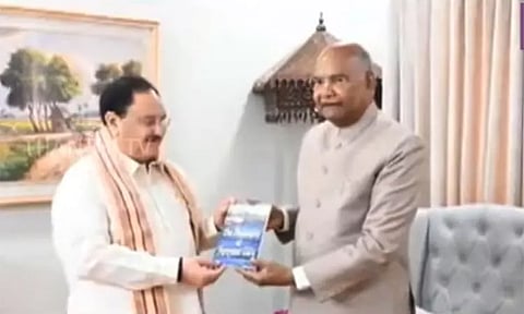 முன்னாள் ஜனாதிபதி ராம்நாத் கோவிந்துடன் பாஜக தேசியத்தலைவர் ஜே.பி.நட்டா சந்திப்பு