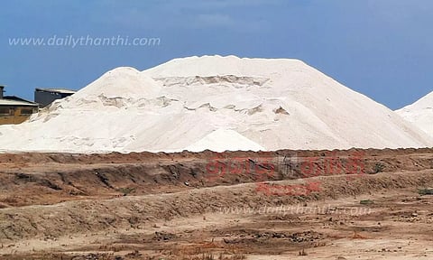 உற்பத்தி அதிகரித்ததால் உப்பு விலை குறைந்தது