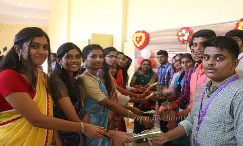 நெல்லை அரசு மருத்துவக்கல்லூரியில் முதலாம் ஆண்டு மாணவர்களுக்கு வகுப்புகள் தொடக்கம்