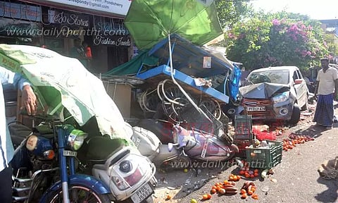 சாலையோர காய்கறி கடைக்குள் கார் புகுந்தது