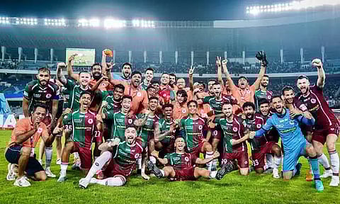 தூரந்து கோப்பை கால்பந்து: 23 ஆண்டுக்கு பிறகு மகுடம் சூடியது மோகன் பகான்