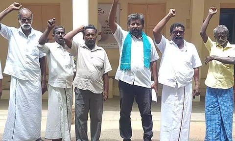 கோவில்பட்டியில் விவசாய சங்கத்தினர் ஆர்ப்பாட்டம்