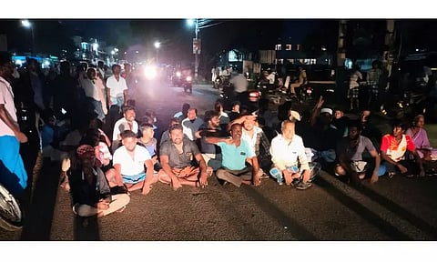 பொதுமக்கள் திடீர் சாலை மறியல்