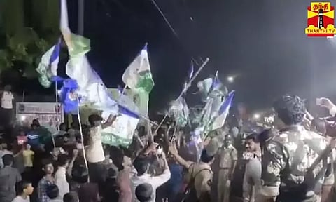 ஆந்திராவில் இரு கட்சிகள் இடையே மோதல்