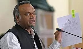 'பாரதம்' என பெயர் மாற்றுவதால் மக்களுக்கு அதிக வேலைவாய்ப்புகள் கிடைத்து விடுமா? - கர்நாடக மந்திரி பிரியங்க் கார்கே கேள்வி