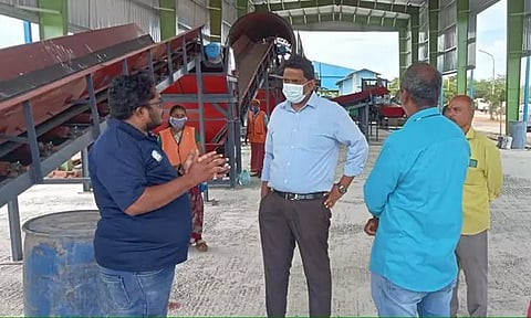 குப்பைகளை தரம் பிரிக்க புதிய எந்திரம்