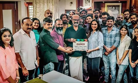 சவுந்தர்யா ரஜினிகாந்த் தயாரிக்கும் புதிய வெப் தொடர் - ரஜினியிடம் வாழ்த்து பெற்ற படக்குழு..!