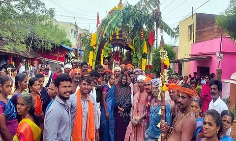 அய்யா வைகுண்டர் கோவில் தேரோட்டம்