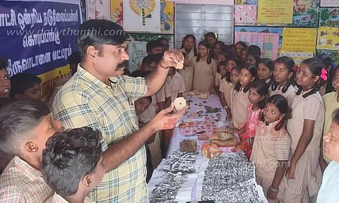 பழங்கால பொருட்களை அடையாளம் கண்டு மாணவ-மாணவிகள் ஆவணப்படுத்த வேண்டும்-தொல்லியல் ஆய்வாளர் அறிவுறுத்தல்